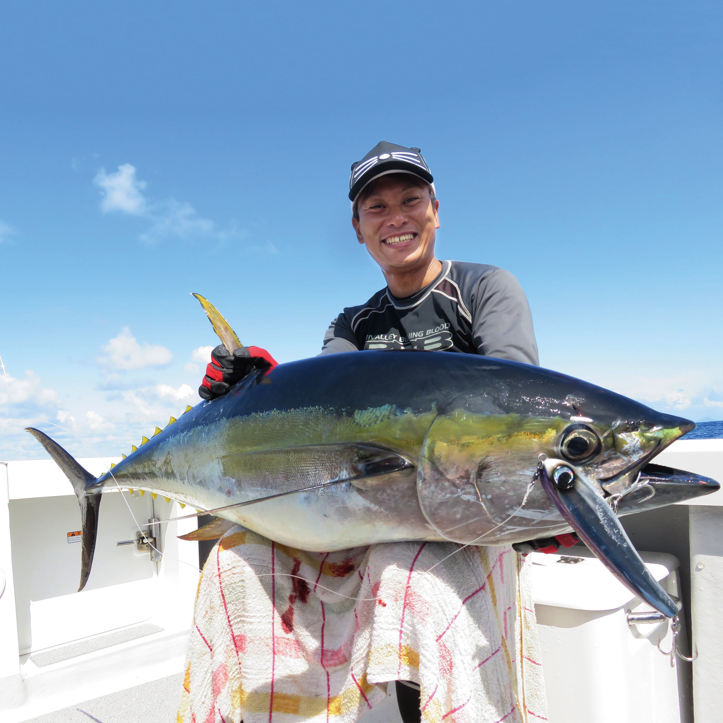 LALAPEN200サンママグナムマグロ平政ヒラマサ青物ショア